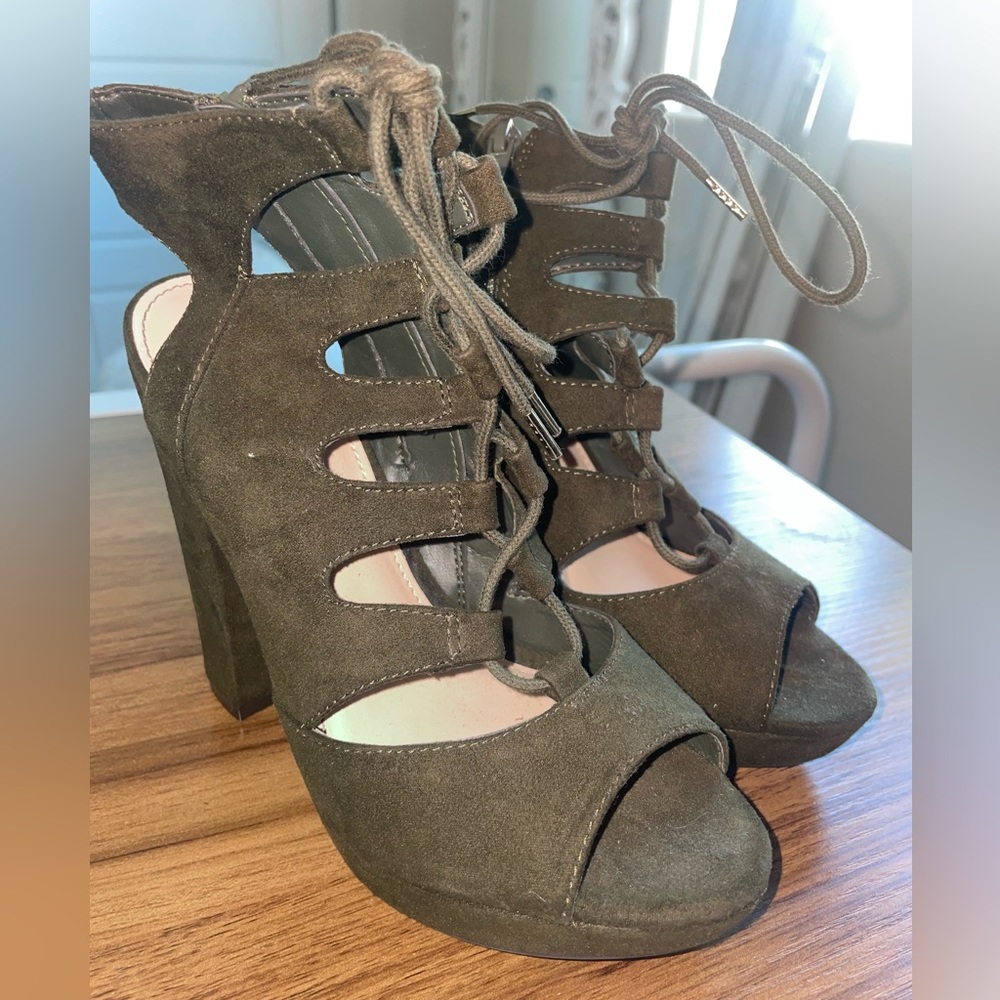 Navy Green Heels